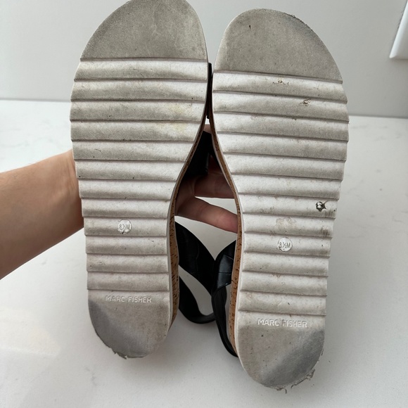 Marc Fisher Black Croc Embossed Platform Sandals - Picture 6 of 7